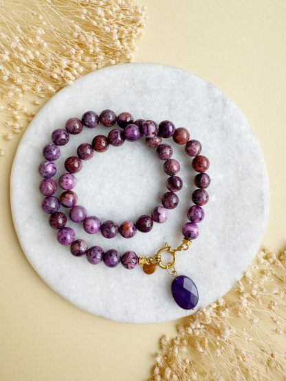 Kette "Violet Empire“