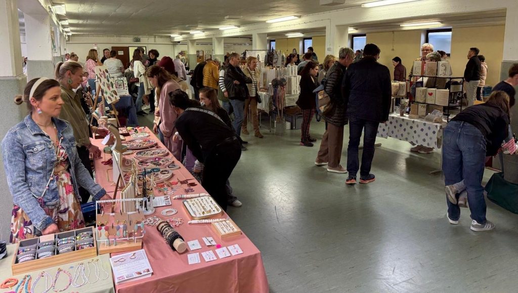 Charm Catch Team am Meringer Kreativmarkt